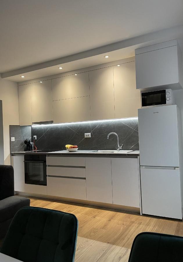 Appartement Penny Epetium à Stobreč Extérieur photo