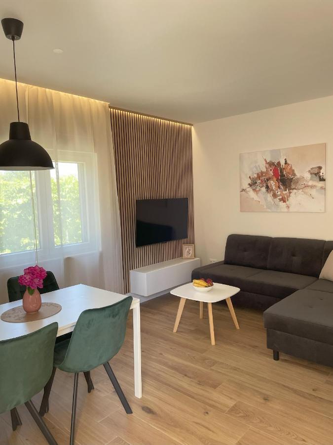 Appartement Penny Epetium à Stobreč Extérieur photo