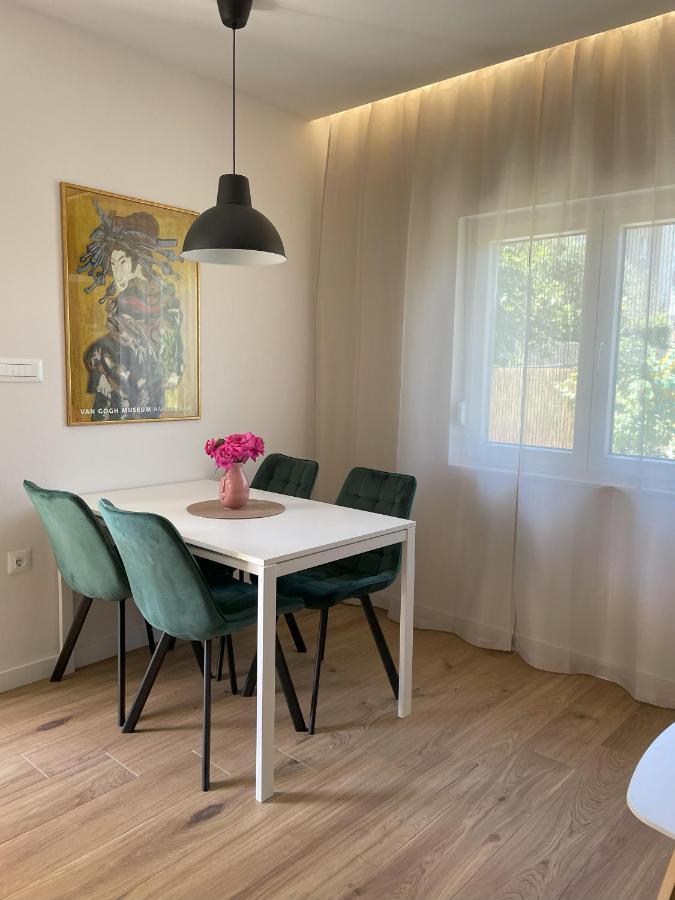 Appartement Penny Epetium à Stobreč Extérieur photo