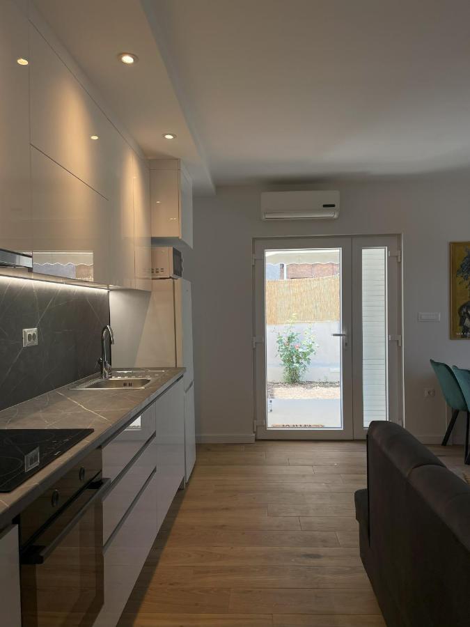 Appartement Penny Epetium à Stobreč Extérieur photo